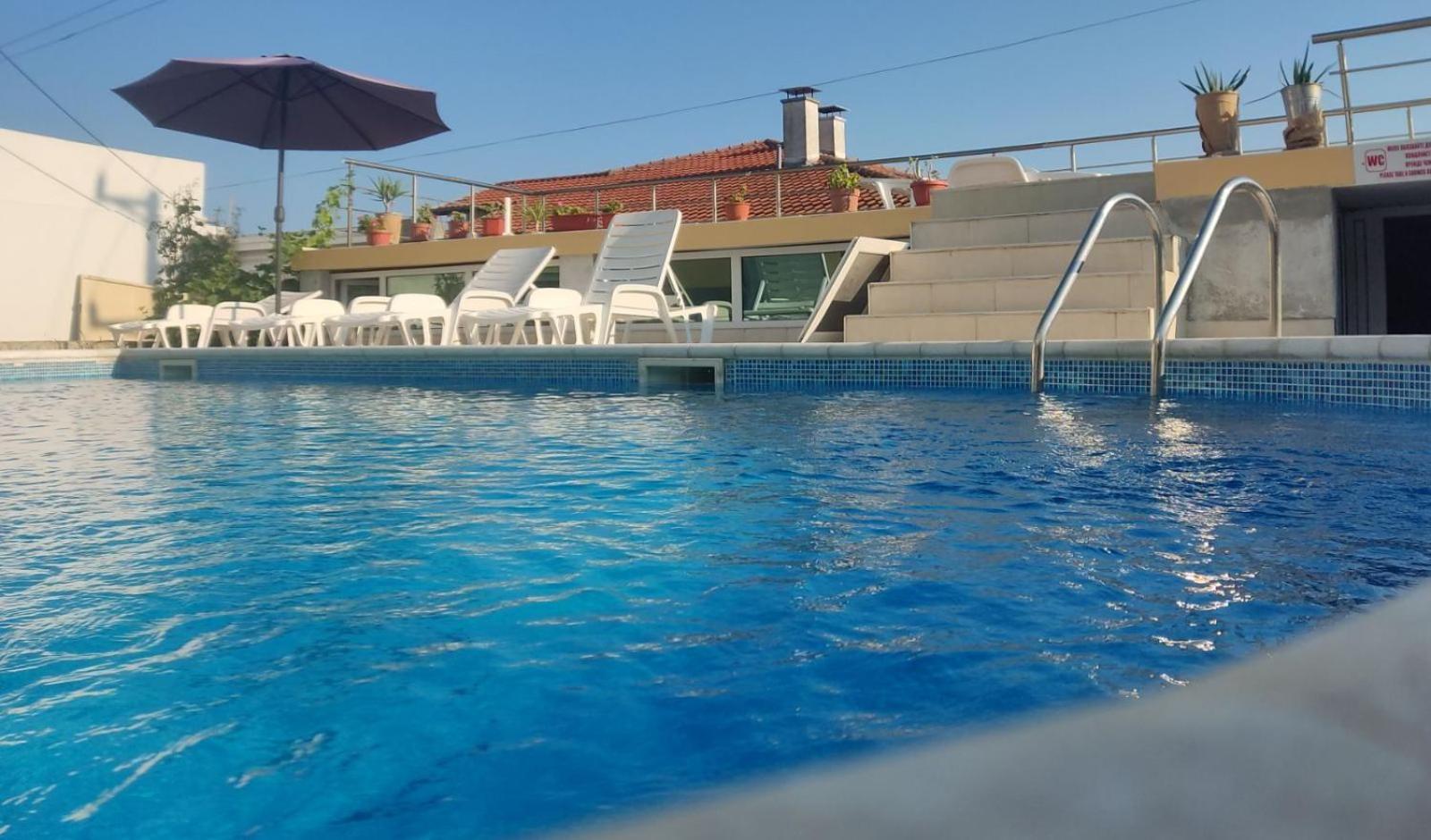 Eli Guest House بالشيك المظهر الخارجي الصورة